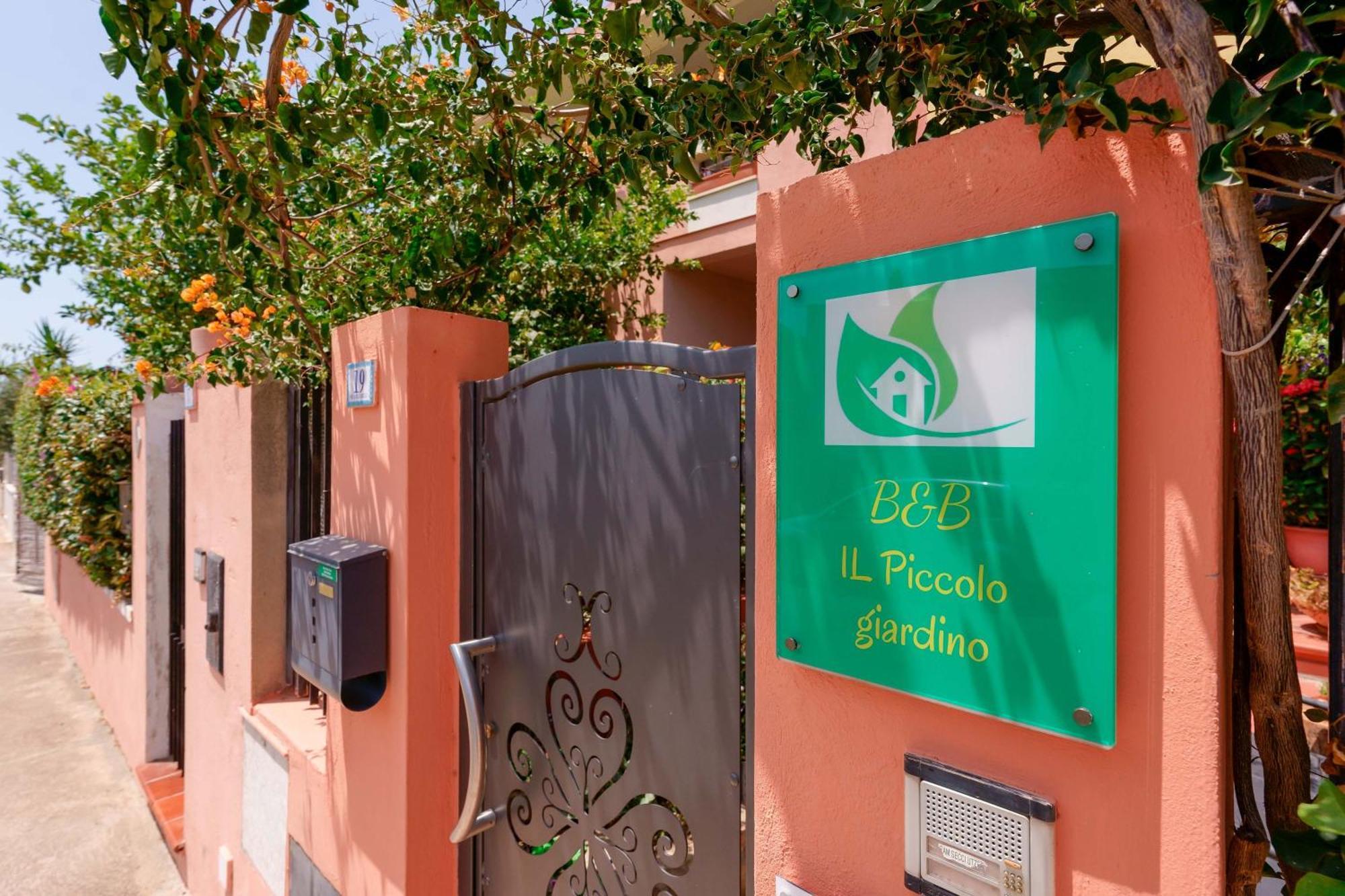 Il Piccolo Giardino Rooms & Breakfast Villasimius Exteriör bild